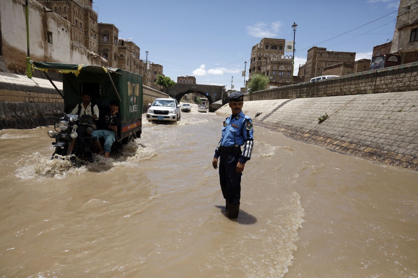 Sanaas päevi sadanud tugev vihm on põhjustanud mitmel pool üleujutusi.