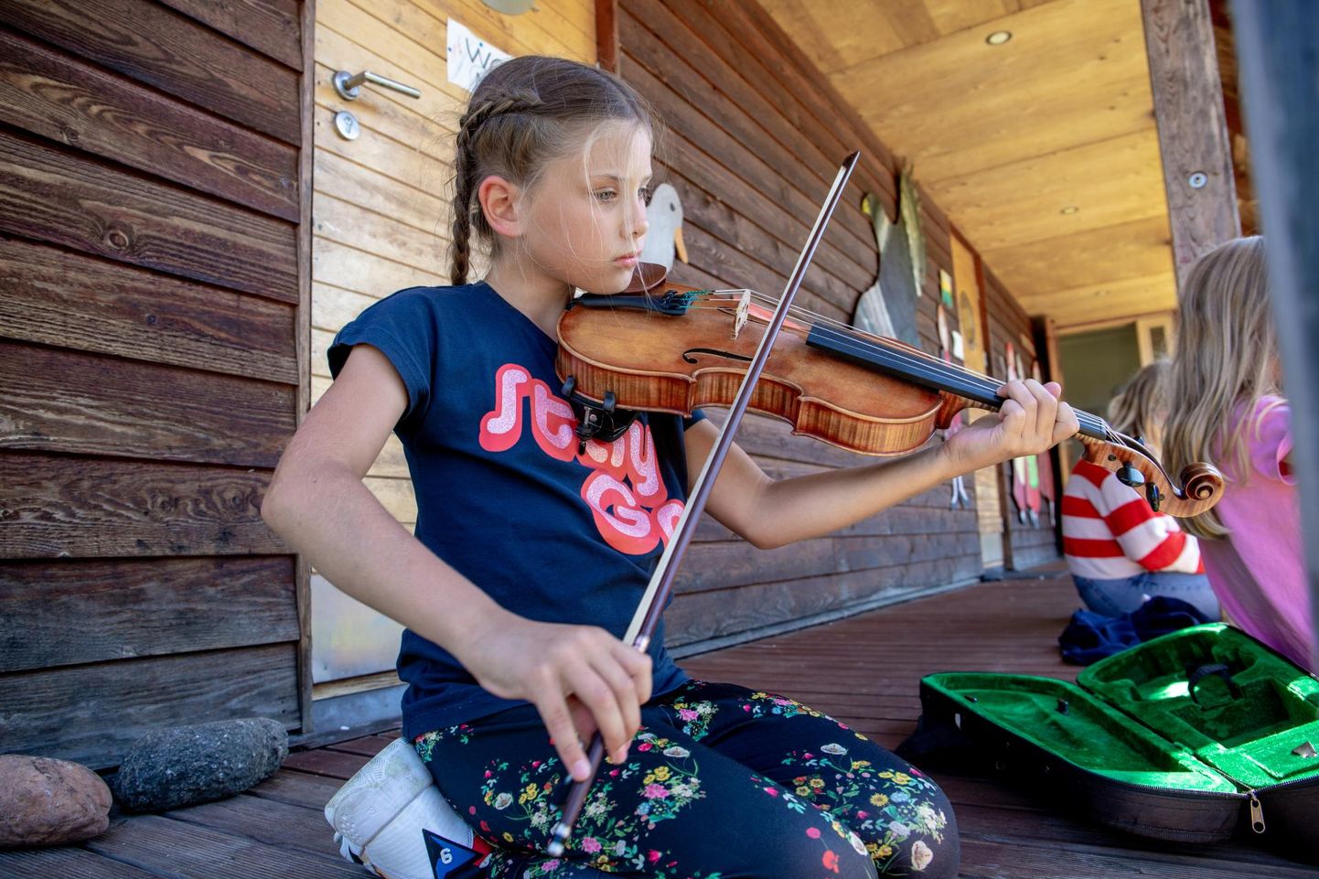 Lapsed õppisid viiulit Regina Männi käe all.