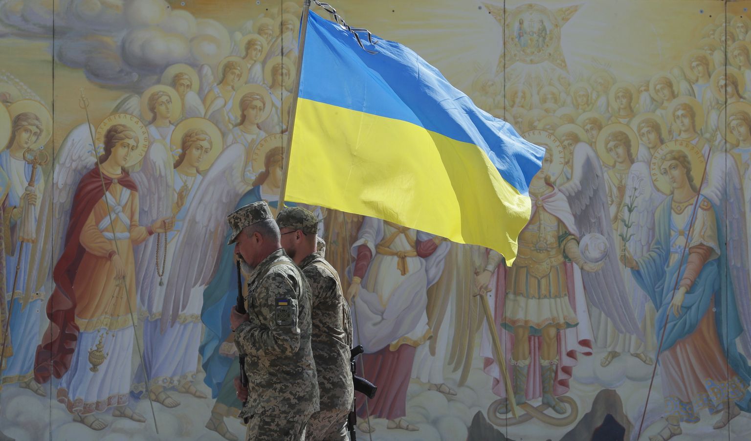 Ukraina sõdurid Kiievis.