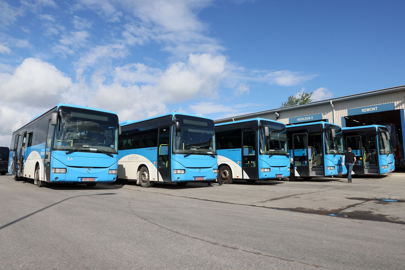 Ukrainale annetatud Irisbus Crossway liinibussid.