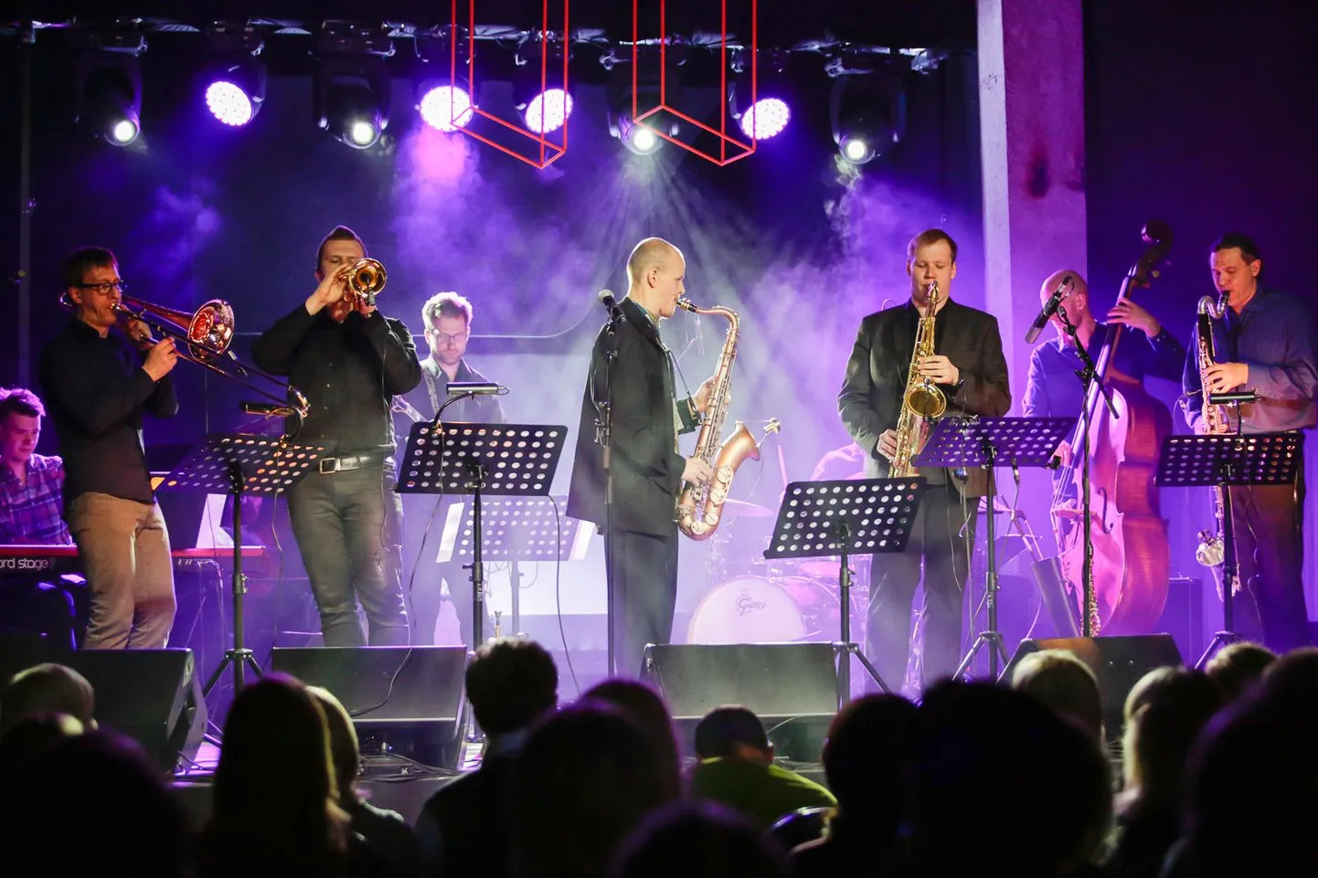 Jazzkaar 2015, festivali avamine Punases majas ja Vaba Lava teatris