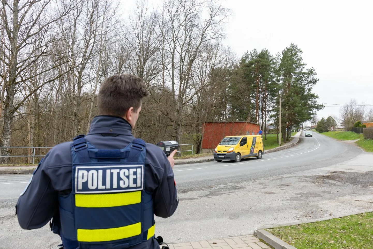 Politsei ootab tähelepanekuid kohtadest, kus on enim märgatud kihutavaid juhte, et võtta need paigad sihikule.