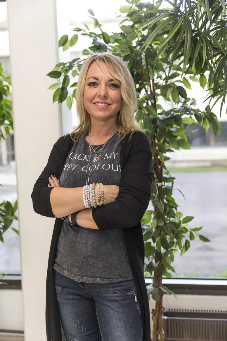 Kirsti Valdstein-Timmer pakub ka ennustamisteenust.
