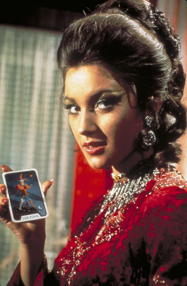 Jane Seymour 1973. aasta filmis «Live and Let Die»