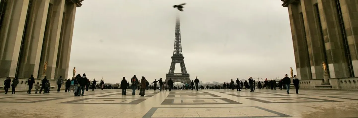 Pariisi üks sümboleid - Eiffeli torn.