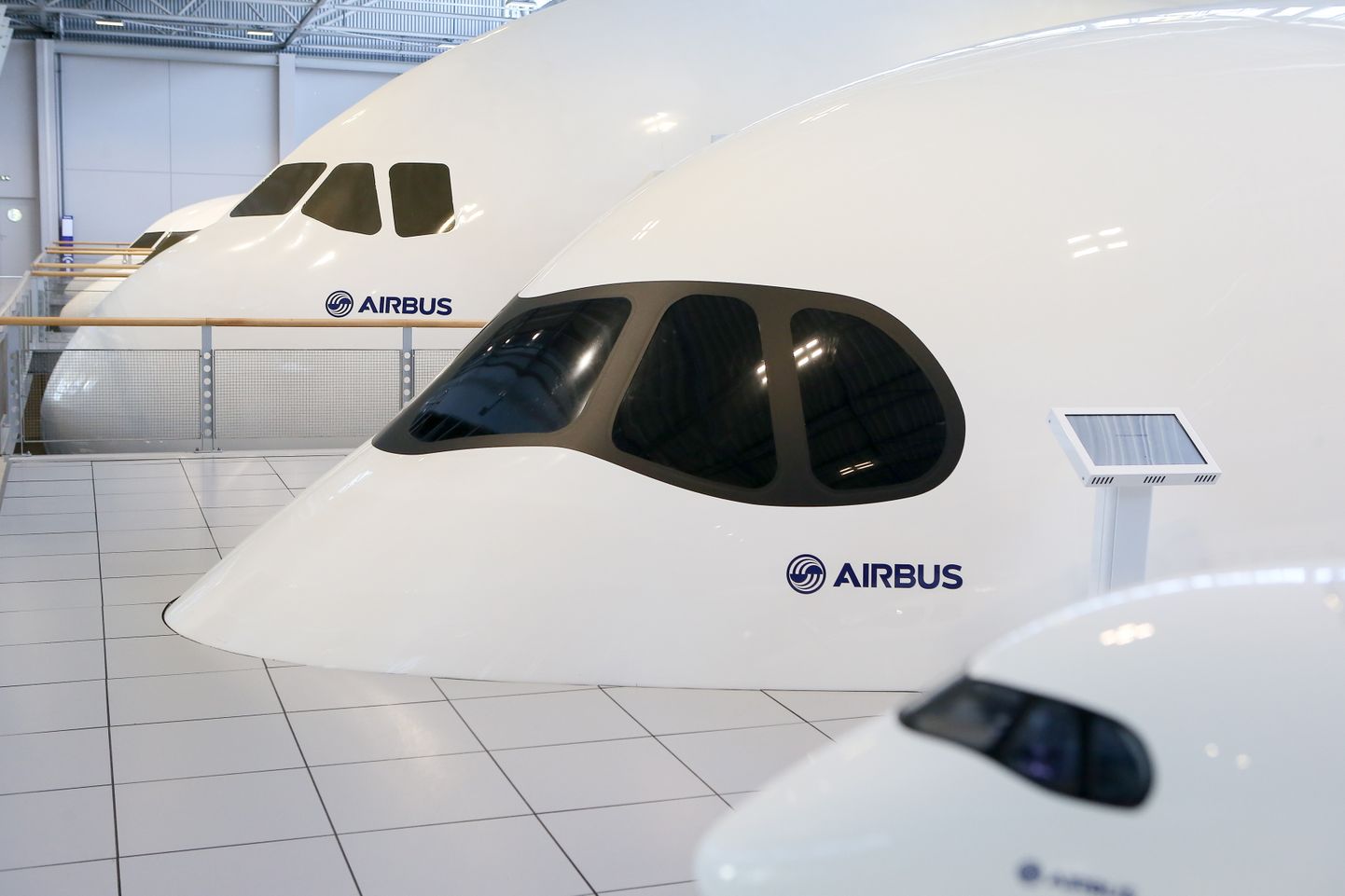 Airbus lennukite kered väljapanekul Prantsusmaal.