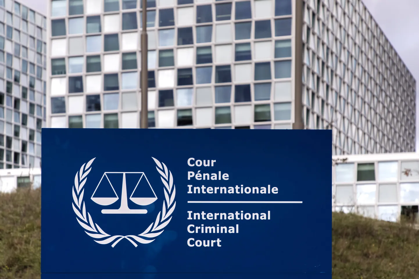 Rahvusvahelise Kriminaalkohtu silt Haagis