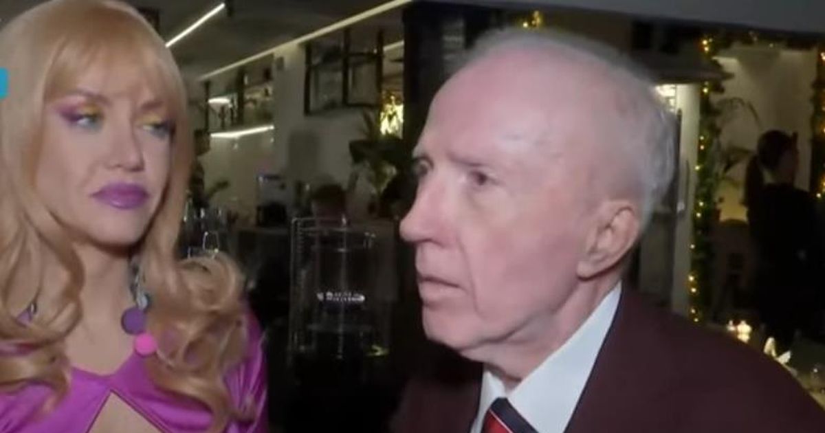 Kõmulise kõrges eas Kreeka poliitiku ja tema noore kallima abiellumist ümbritseb saladuseloor