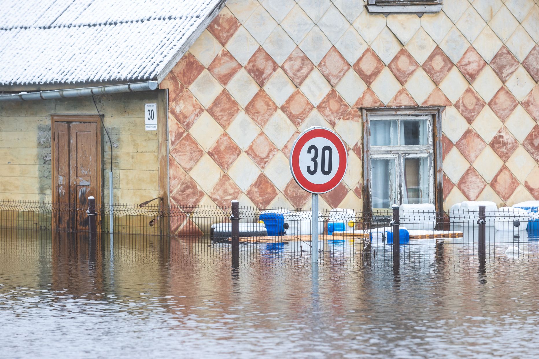 Jēkabpilī atjauno postošajos janvāra plūdos bojātās ielas