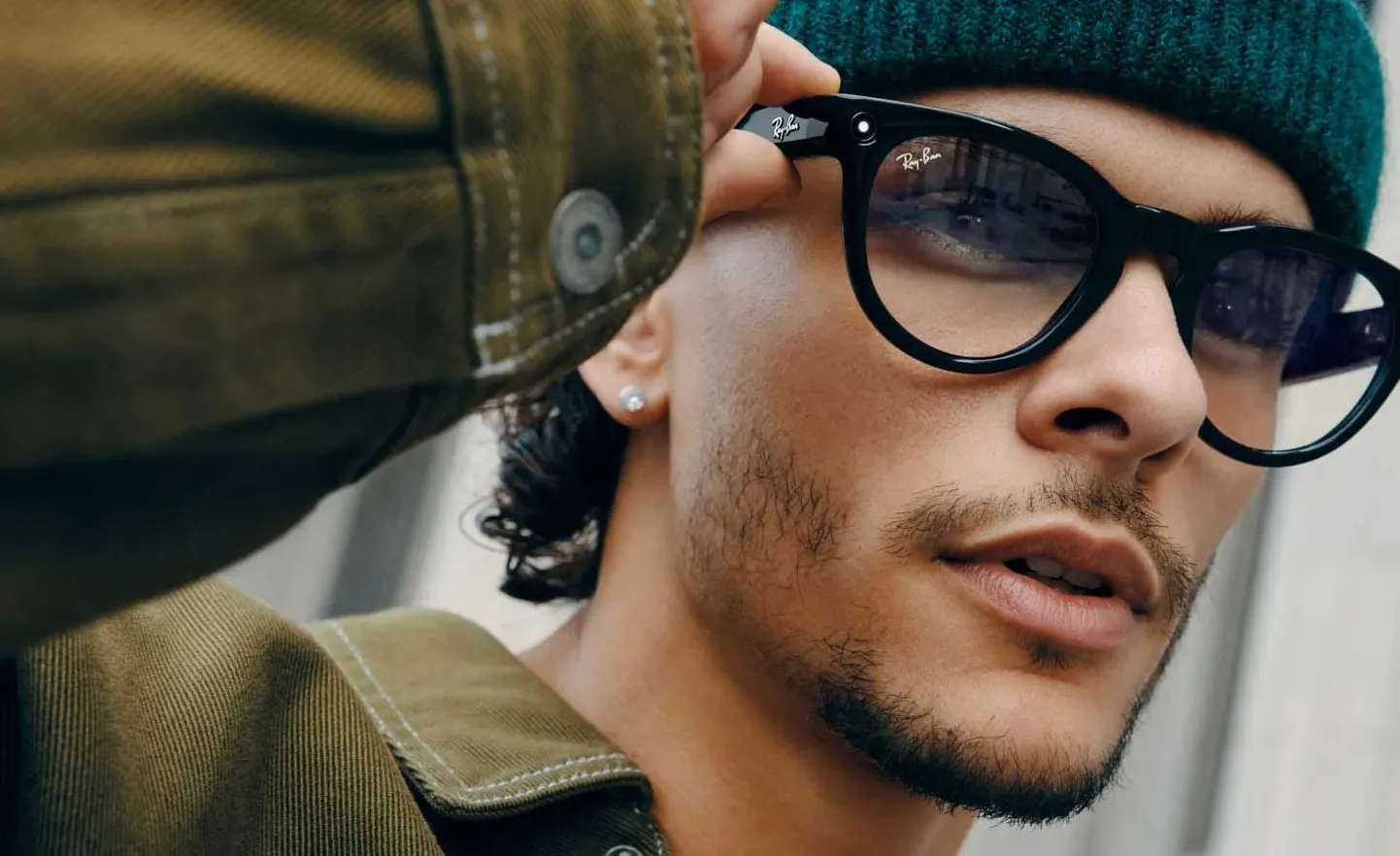 Sellised näevad välja Ray-Ban Meta nutiprillid, mille valisid tudengid välja näotuvastuse ohtude demonstreerimiseks just sellepärast, et need on nii sarnased päris prillidele. Pilt on illustreeriv.