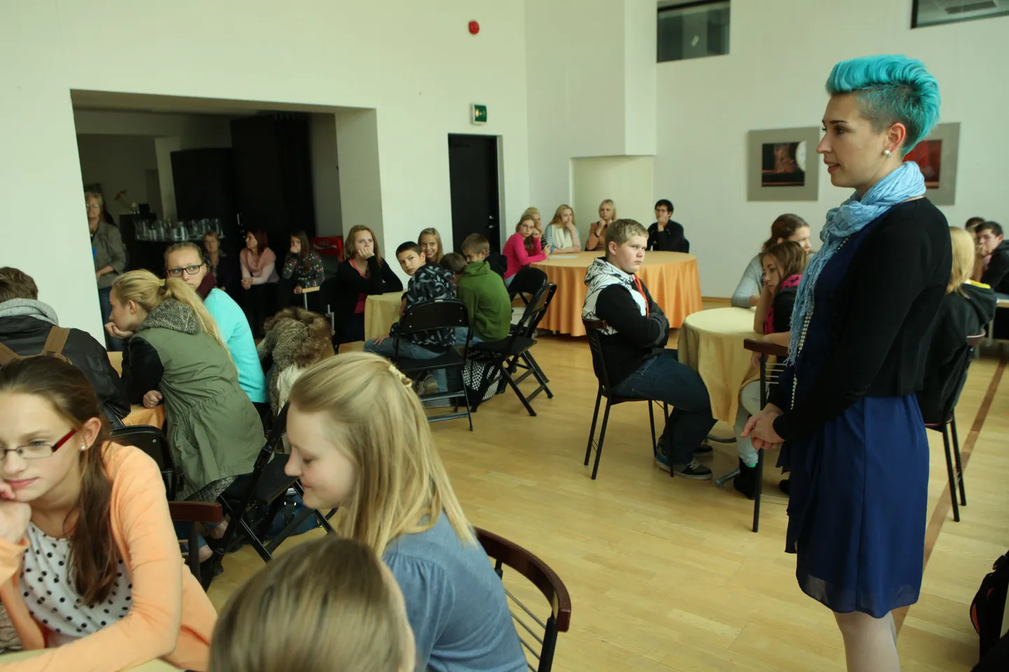 Gulliveri teatrimängu esimene voor Endla teatri sammassaalis.