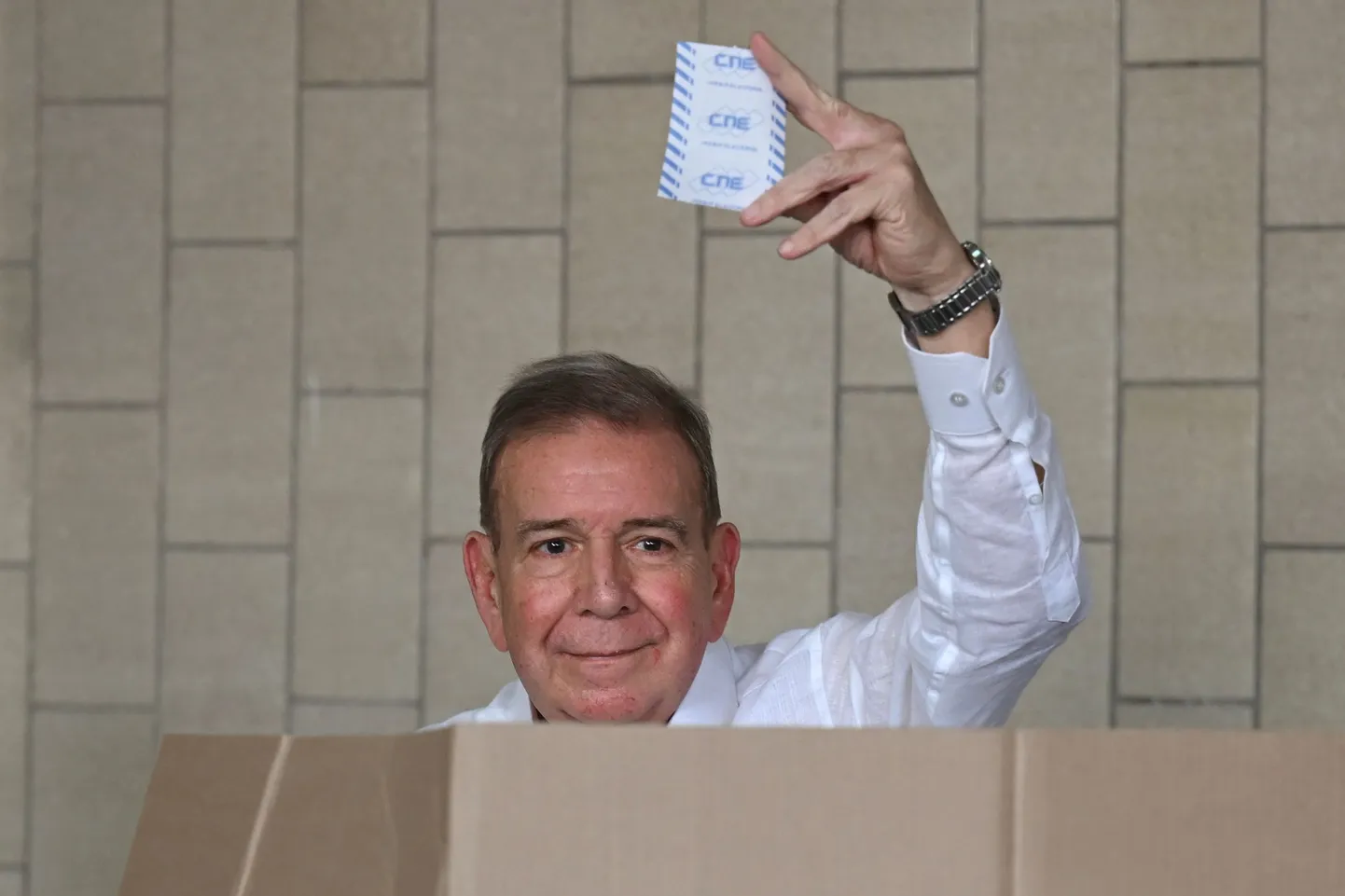 Venezuela opositsiooni presidendikandidaat Edmundo González Urrutia valimispäeval 28. juulil.