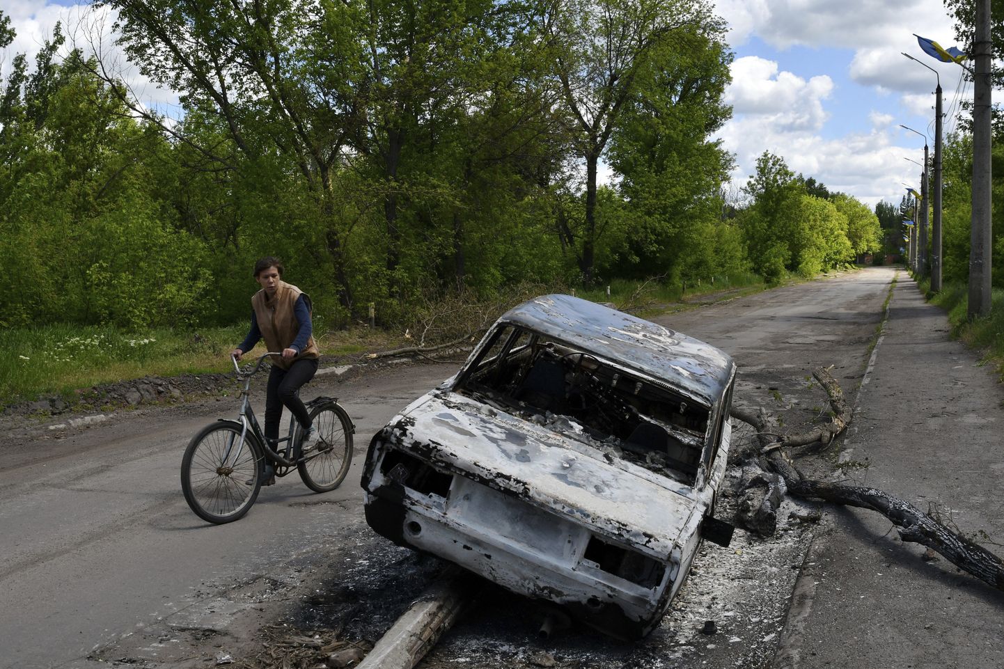 Izpostīta mašīna Doneckas reģionā.