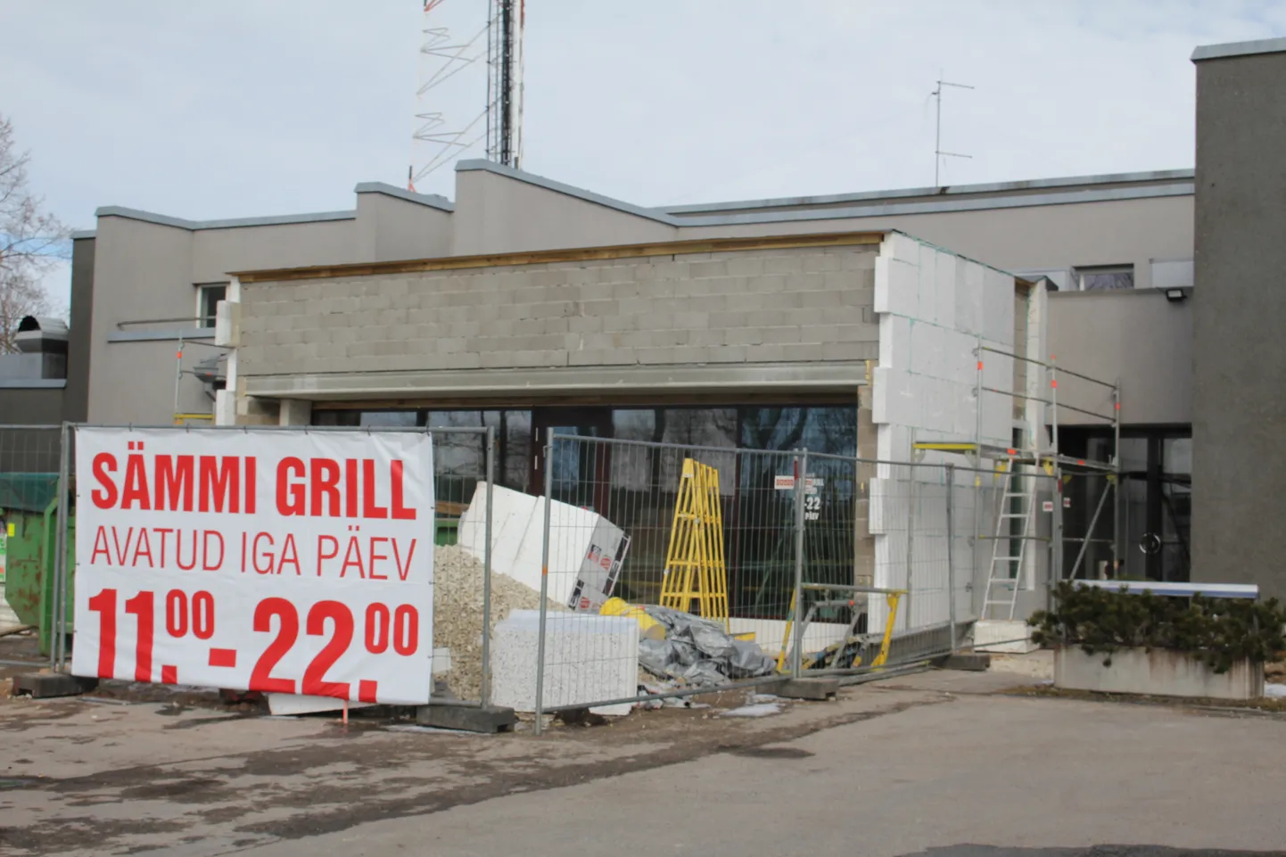 Sämmi grill Mäos laieneb.