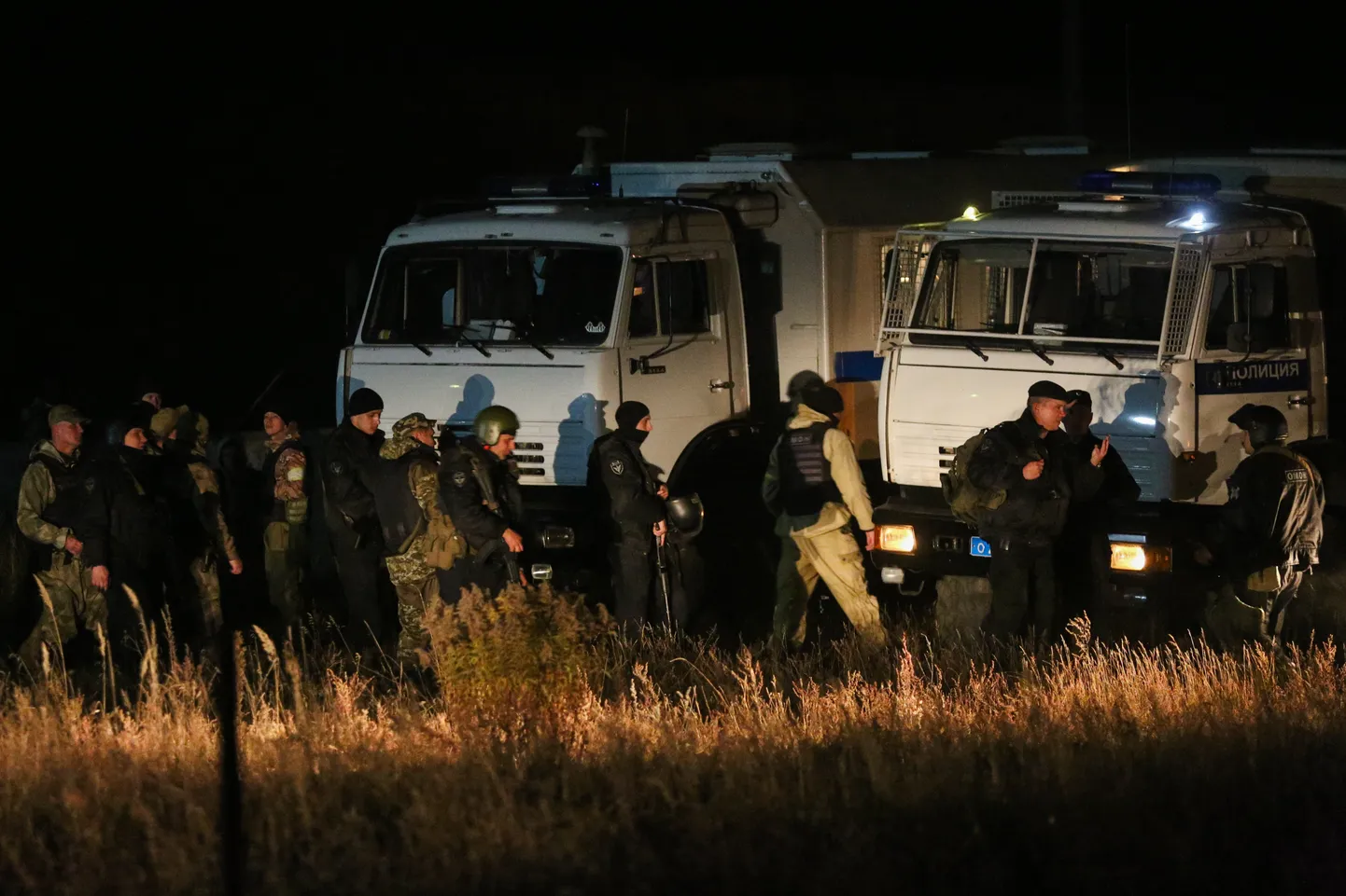 Подозревающегося в убийстве трех человек в Нижегородской области нашли мертвым.