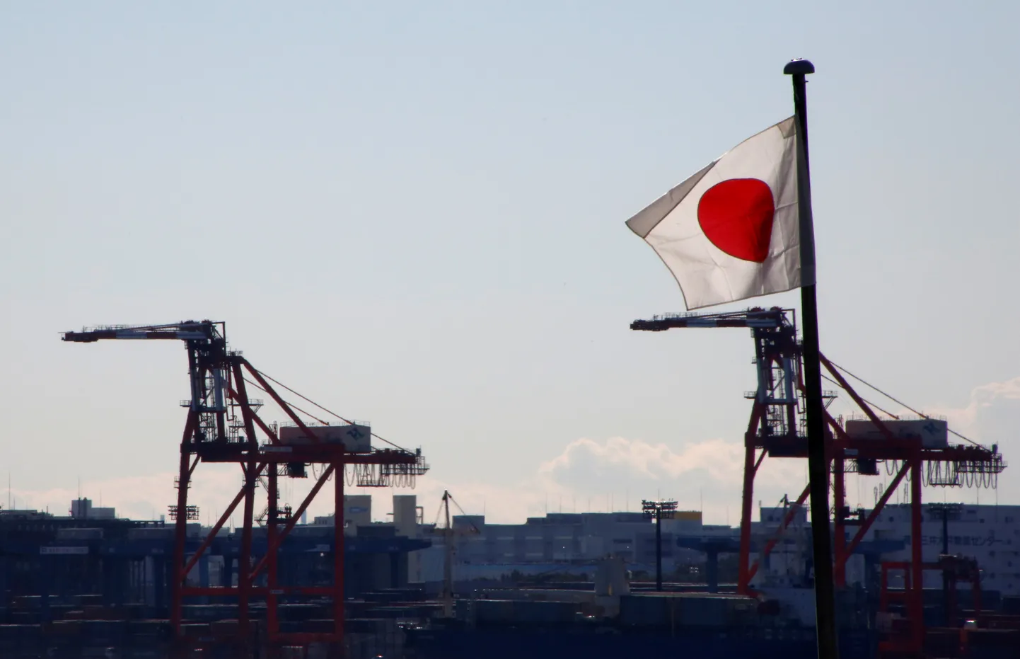 Kaubasadam Tokyos.