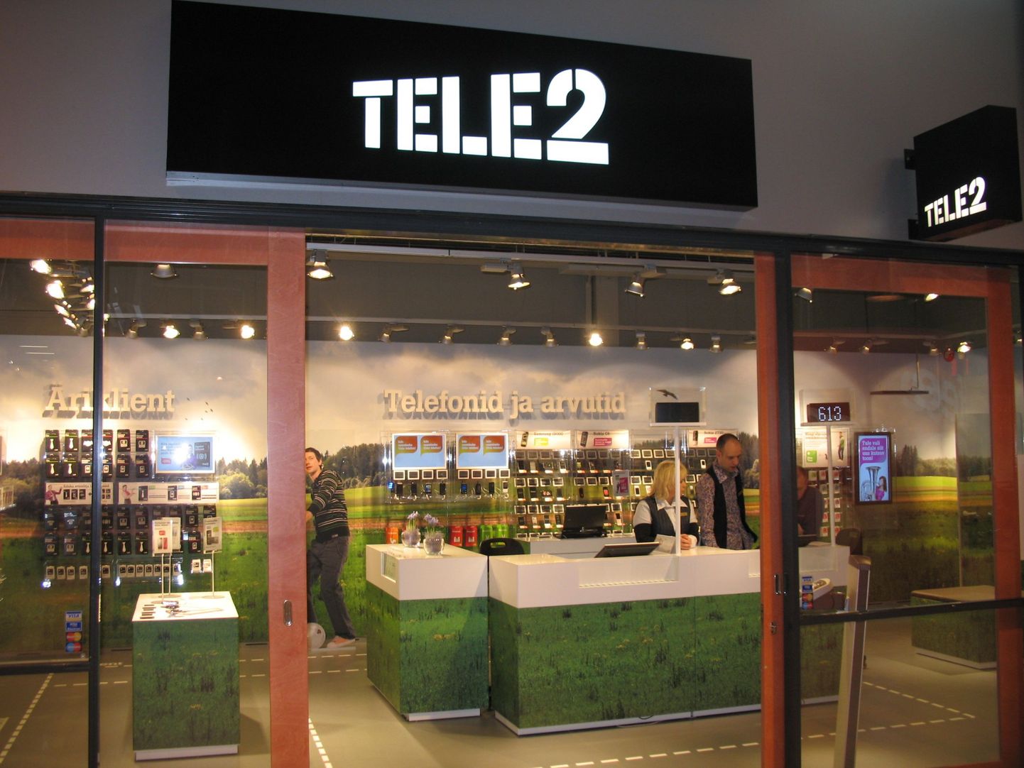 Представительство Tele2. Иллюстративное фото