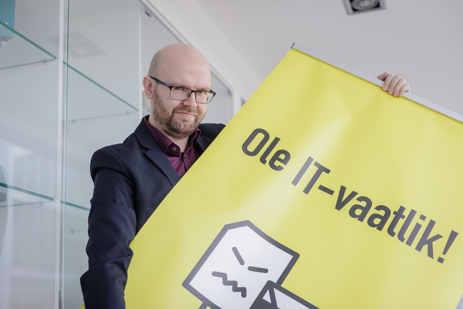 Veevalaja peaks e-kirjade avamisel ja internetilinkidel klõpsamisel ettevaatlik ja tähelepanelik olema.