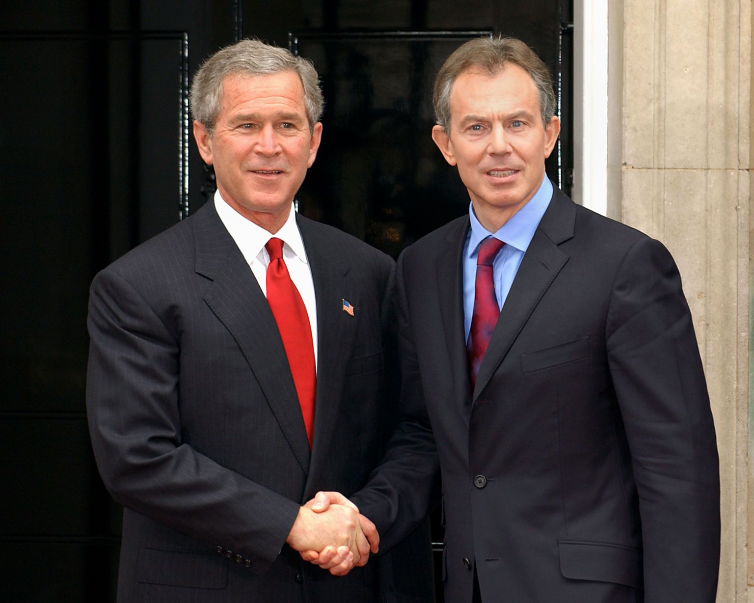 George W. Bush (vasakul) ja endine Suurbritannia peaminister Tony Blair.