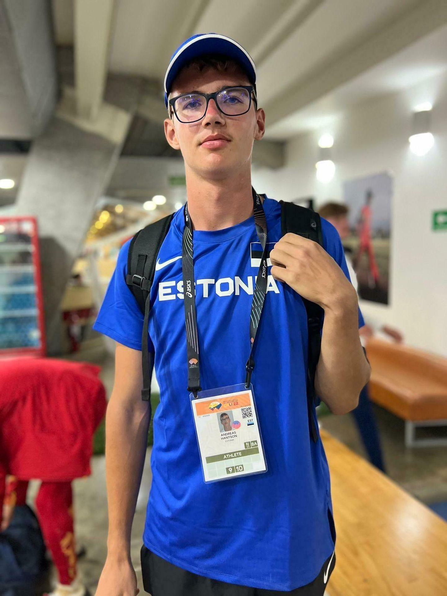 Viljandi vallast pärit Andreas Hantson pidi U-20 vanuseklassi maailmameistrivõistlustel mitmevõistluse põlvevigastuse tõttu katkestama, ent suurvõistlustelt kaasa toodud kogemused on tema sõnul võimsad.