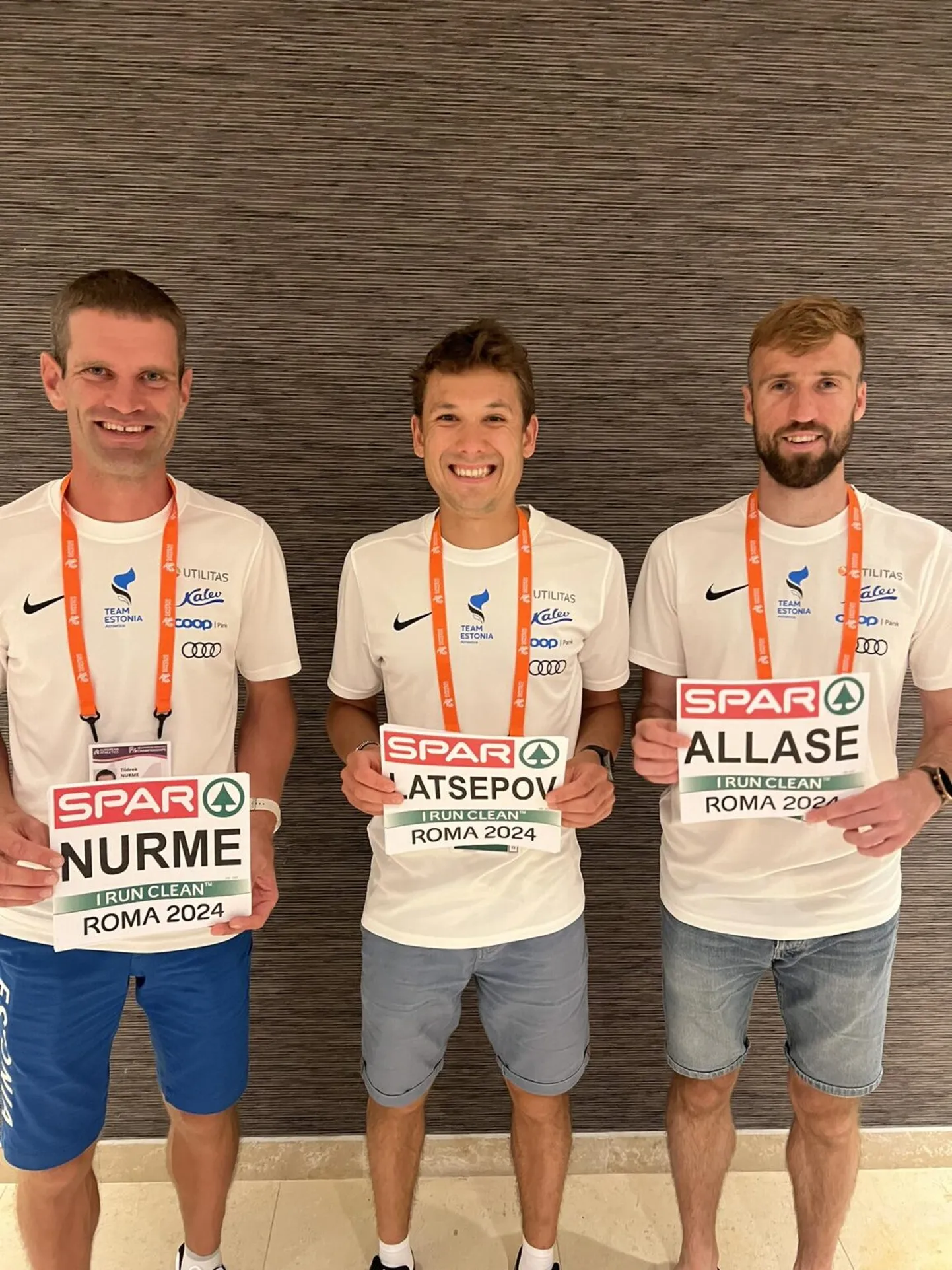 Rooma EMil astub poolmaratonil starti kolm meie meest: Tiidrek Nurme (vasakult), Leonid Latsepov ja Olavi Allase.
