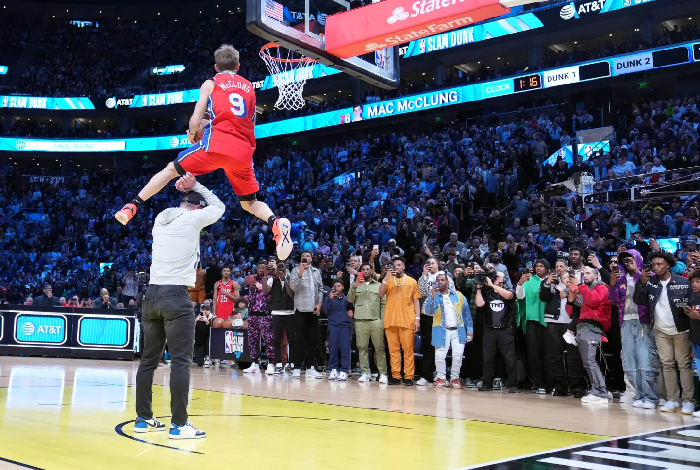 Mac McClung (nr 9).