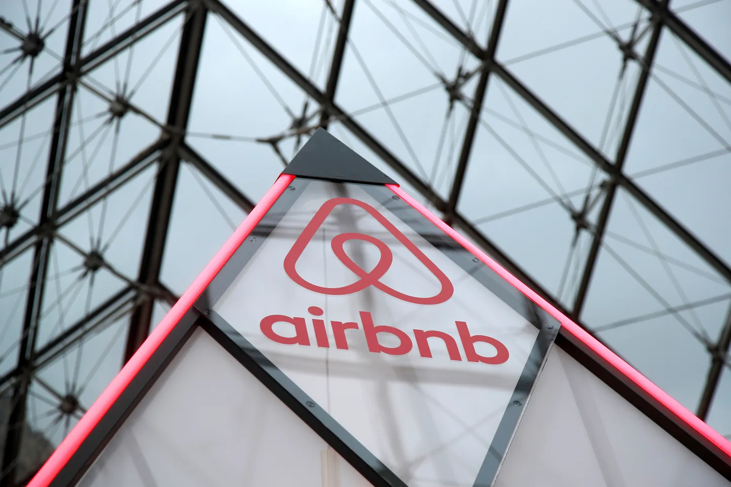 Airbnb.