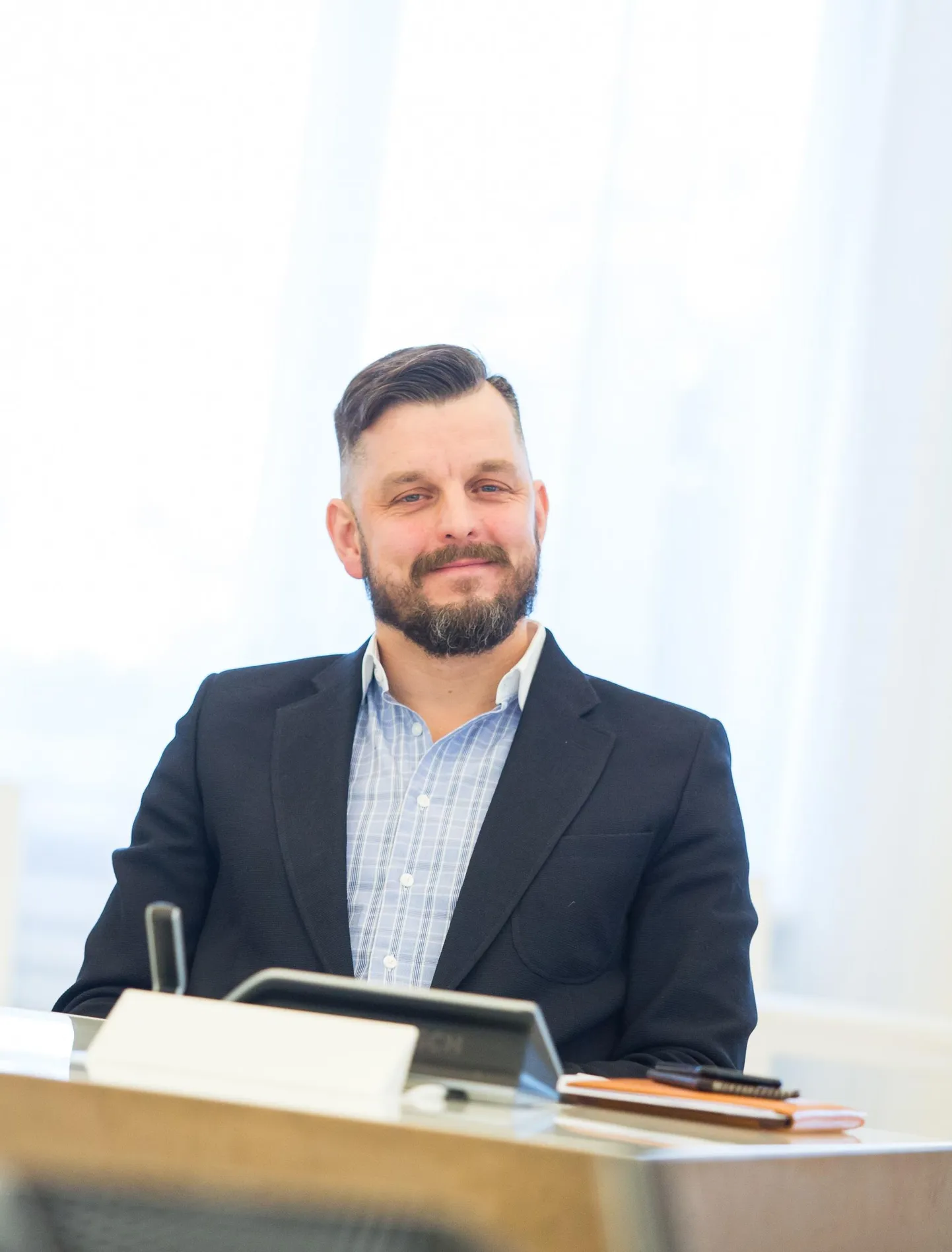 Reformierakonna Rakvere piirkonna juhina jätkab Aleksandr Holst.