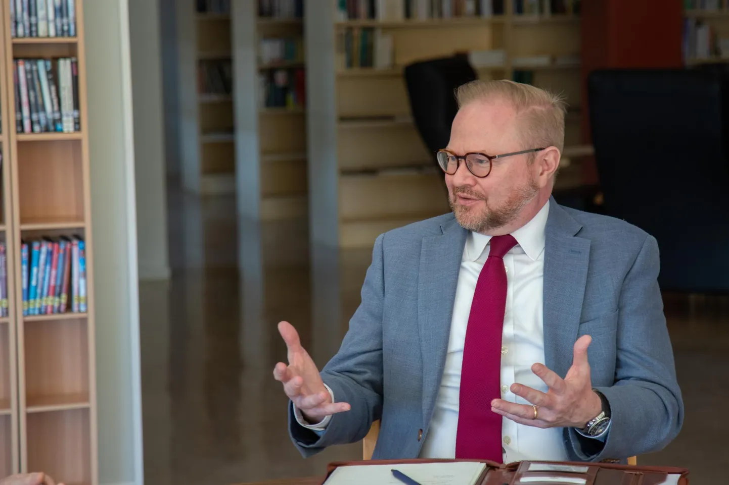 Ameerika Ühendriikide ajutine asjur Brian Roraff nentis, et Venemaa kallaletung Ukrainale mõjutab suurt osa maailmast ning haavab mitmel pool nii energia- kui toiduga varustatust.