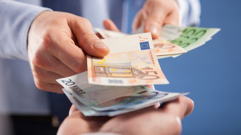 Финансовые амбиции: может ли молодежь в Эстонии требовать от работодателя 1900 евро на руки?