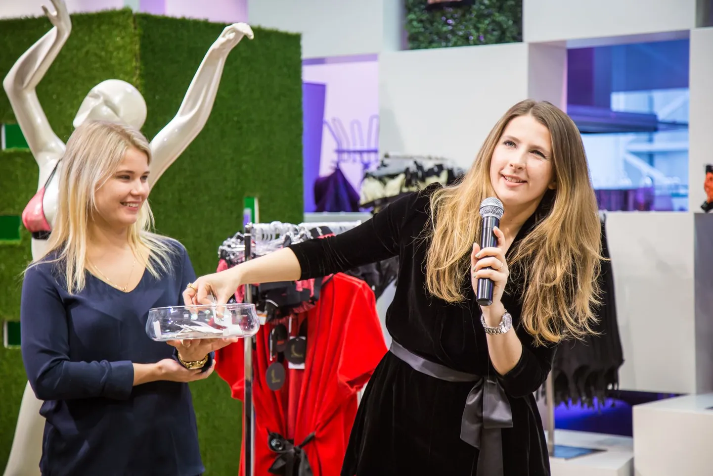 Tallinna Kaubamajas avati Kriss Soonik Loungerie pop-up-pood