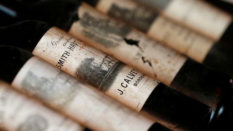 TÄIELIK IME ⟩ Rattaga kuristikku põrutanud Prantsuse vanur jäi tänu veinile ellu