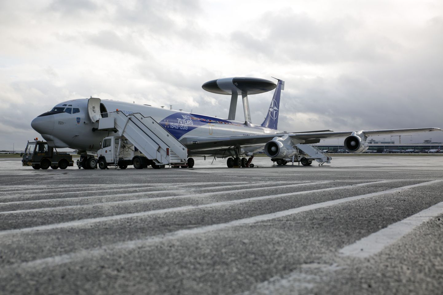 NATO AWACS-lennuk Brüsseli lähedal Melsbroeki lennuväljal.