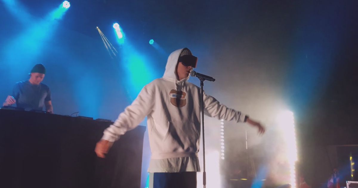 VIDEO Vaata, kuidas Narva publik nublu vastu võttis