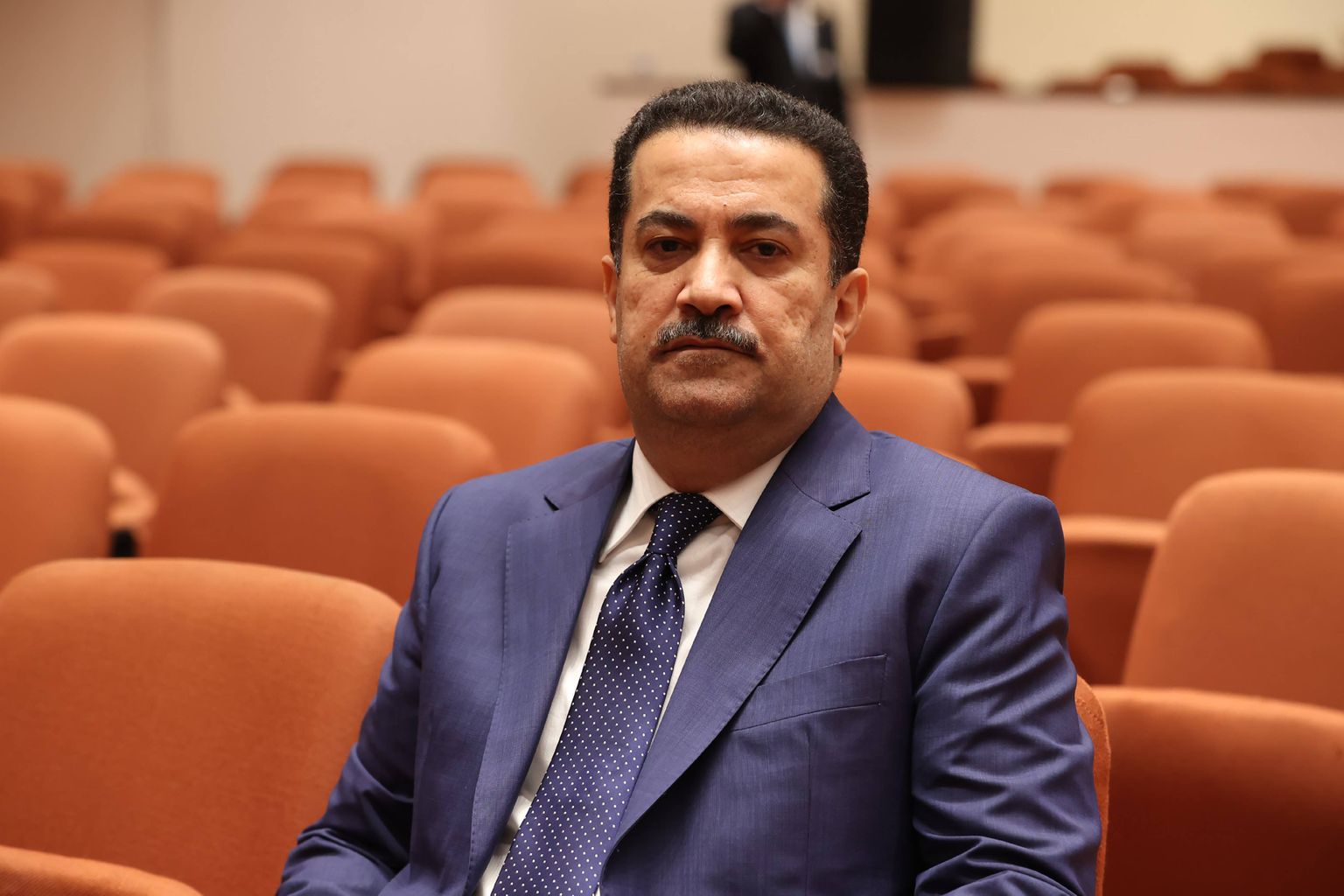 Iraagi vastne peaministrikandidaat Mohammed Shia al-Sudani parlamendis, kus 13. oktoobril, vahetult pärast istungit, tegi äsja presidendiks valitud Abdul Latif Rashid talle ettepaneku moodustada uus valitsus.