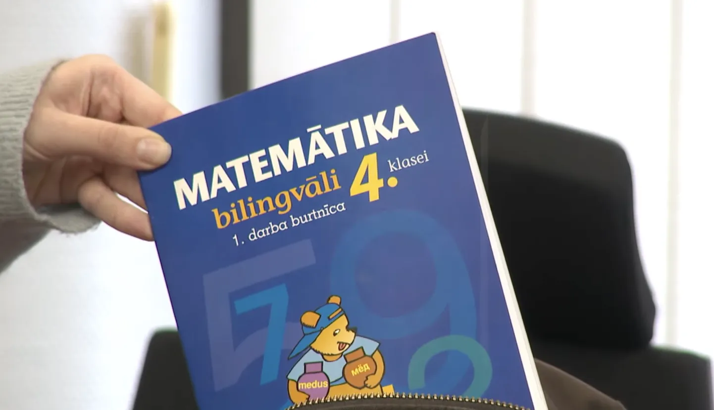 Matemātikas darba burtnīca "Matemātika bilingvāli".