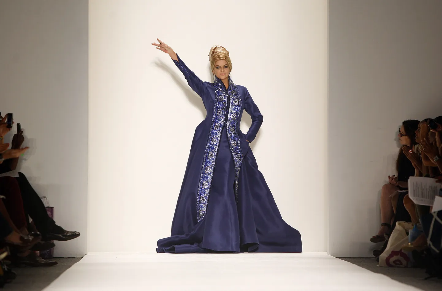 Kirstie Alley (Zang Toi kevad-suvi 2012)