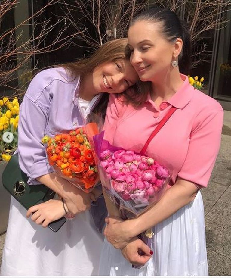 Екатерина Стриженова с дочерью Настей