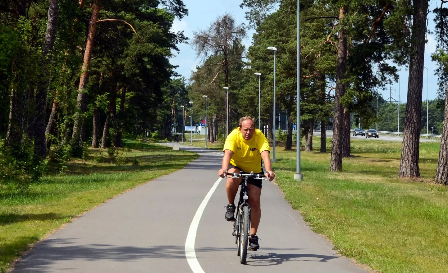 Kampaania kutsub terviseradadele sportima.