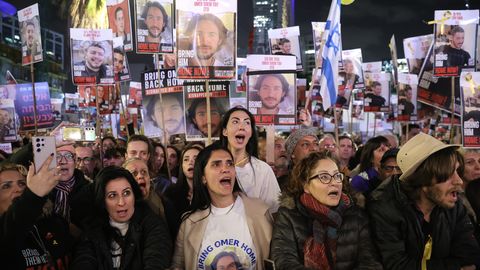 «Сто дней в аду» ⟩ В Тель-Авиве прошла демонстрация с требованием немедленного освобождения заложников