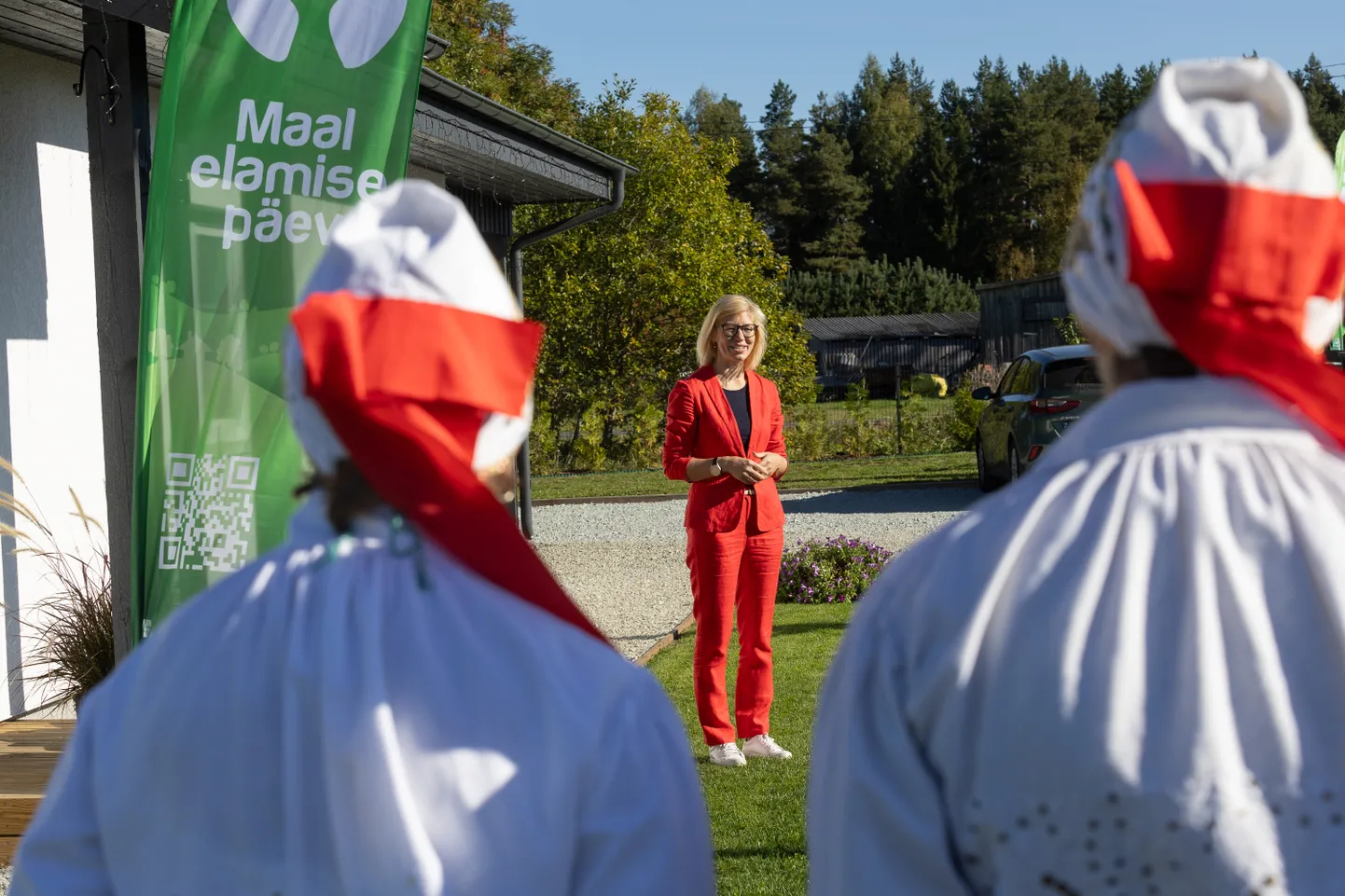 Regionaalminister Piret Hartmann avaldas lootust, et mõne aasta pärast saab öelda, et pool Eesti rahvast elab maal. Praegu elab maal alla 30 protsendi rahvastikust.