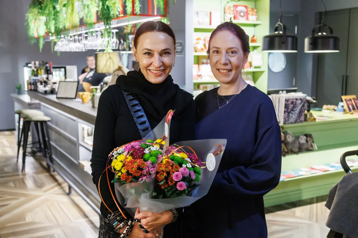Kirglikud reisisellid ja Itaalia fännid, romantikadisainer ja stilist Merit Boeijkens ning sündmuste promootor ning sotsiaalmeedia spetsialist Anne Rinne.