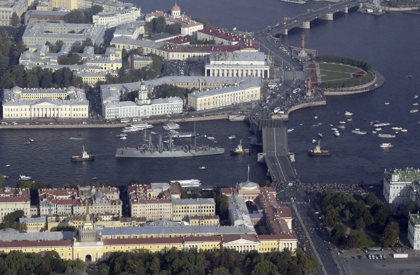 Kui reostus jõuab Peterburi linna jäävasse Neeva jõe suudmesse, siis on tõenäoline, et reostus jõuab ka Eesti rannikuvetesse.