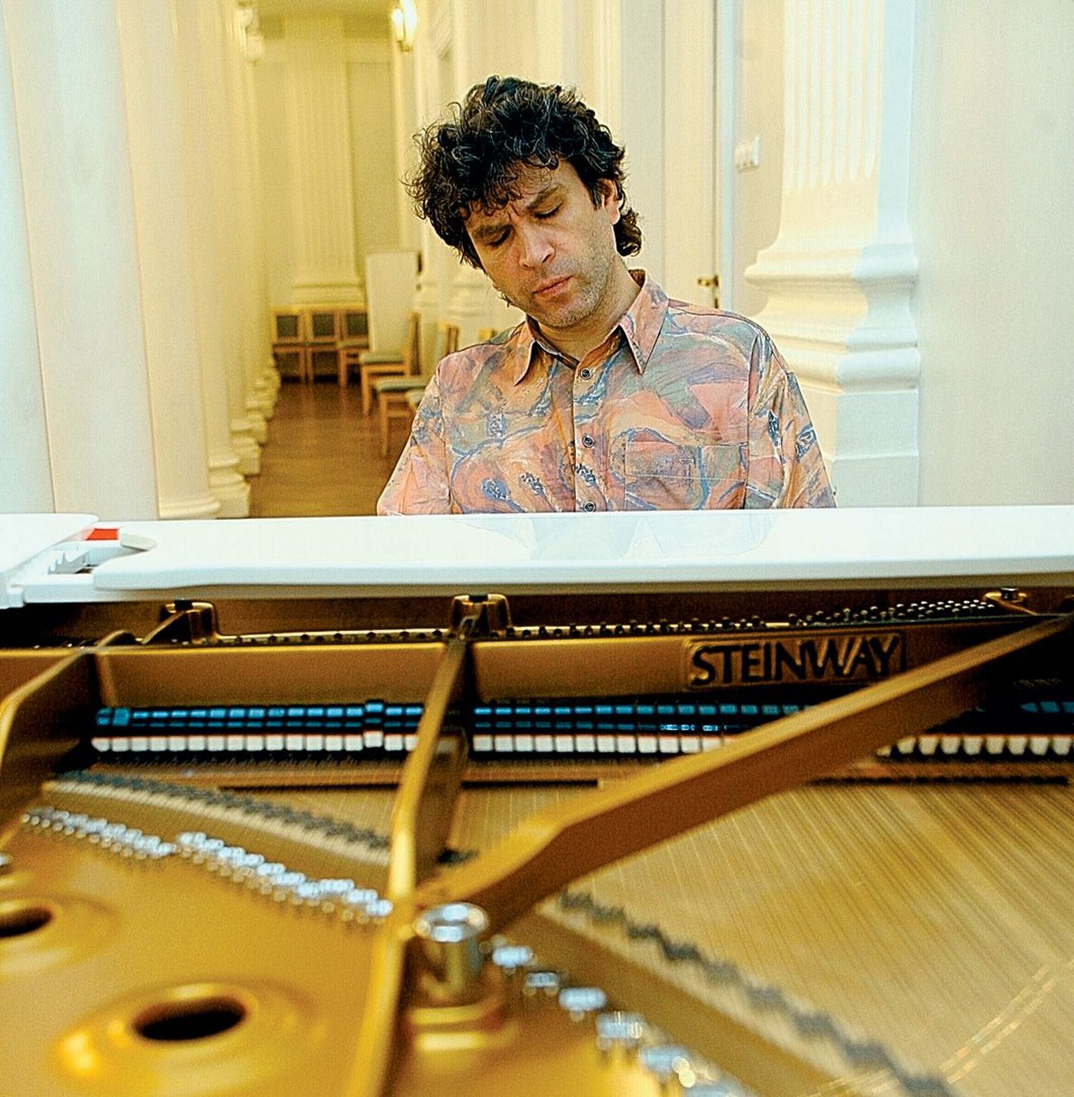 Tanel Joamets harjutab Tartu Ülikooli aulas, kus ta ka esitab 30. detsembril kell 19 kava Chopini loomingust.