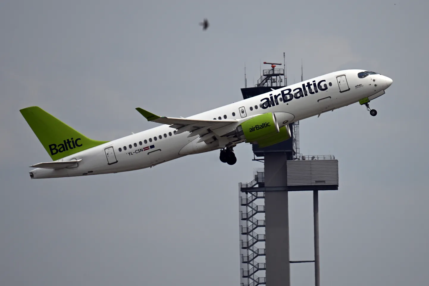 Самолет airBaltic.