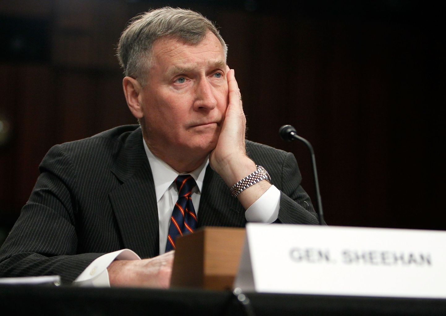USA erukindral John Sheehan senati relvajõudude komisjoni ees.
