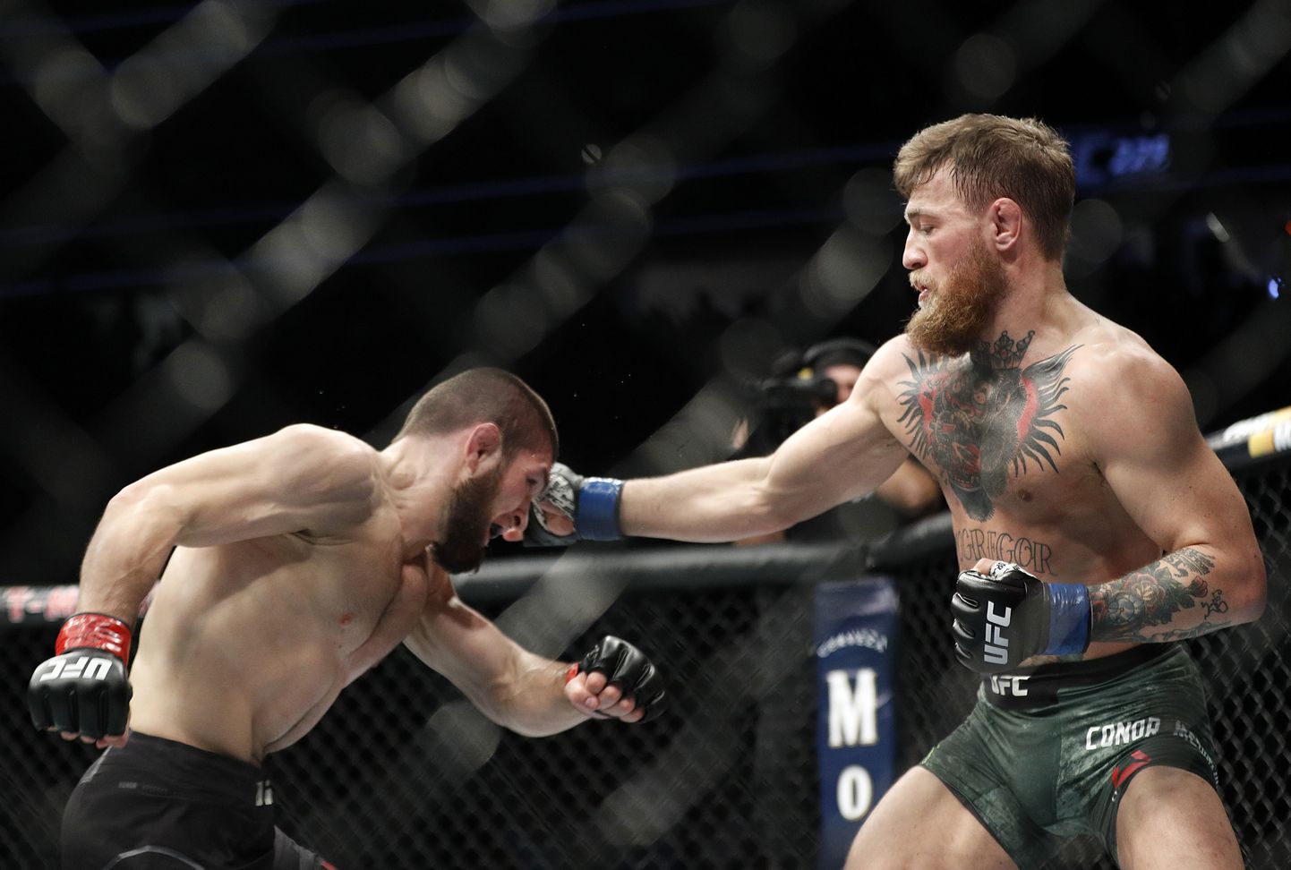 UFC võitlus venelase Khabib Nurmagomedovi ja iirlase Conor McGregori vahel.