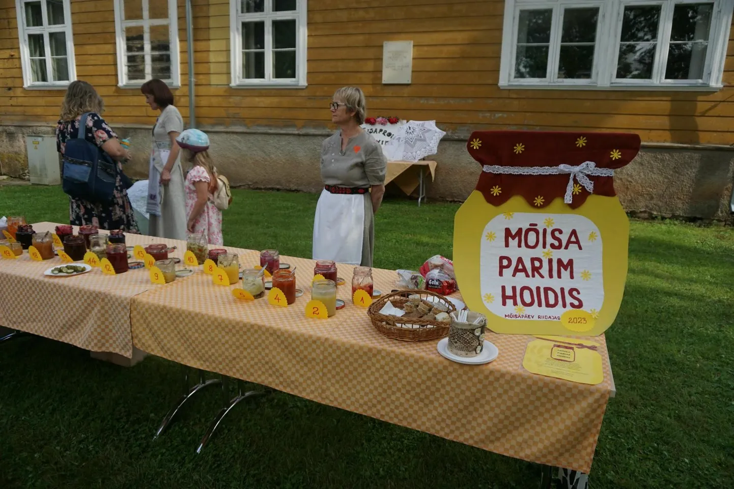 Taas valitakse ka parim hoidis.