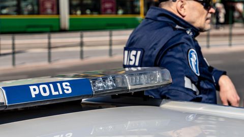Ligi kümnendi väldanud kohtuvaidlus pearättide jõuga äravõtmise üle lõppes Soome politseinike võiduga