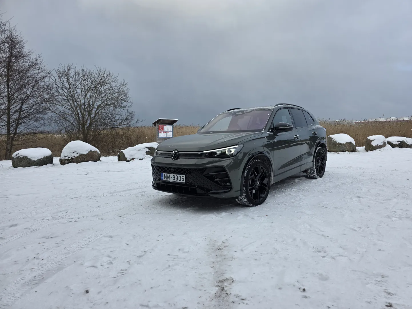Volkswageni pistikhübriid tundub praegu ideaalse valikuna neile, kes ei taha täiselektrilist autot veel kasutada, kuid soovivad vahest linnas siiski ainult elektri jõul kulgeda.